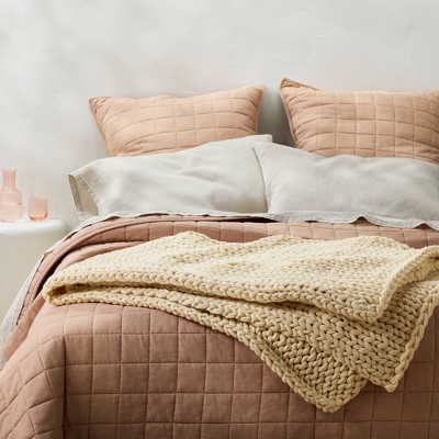 50"x70" Oversized Solid Bed Throw - Casaluna™