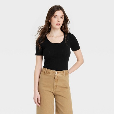 Women's Slim Fit Short Sleeve Scoop Neck T-Shirt - Universal Thread™